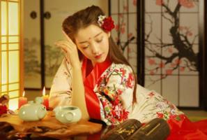 修生养心类项目，最副特色嘅一个全程一对一贴身服务，成个项目系古典骨致颇具武侠风嘅氛围中进行，具有蠢强互动性，喺酣畅淋漓嘅过程中，有效调动客身体里便嘅，每个细胞，从而去到阴阳合济嘅效果。